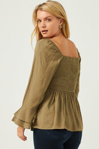 Nellie in Olive