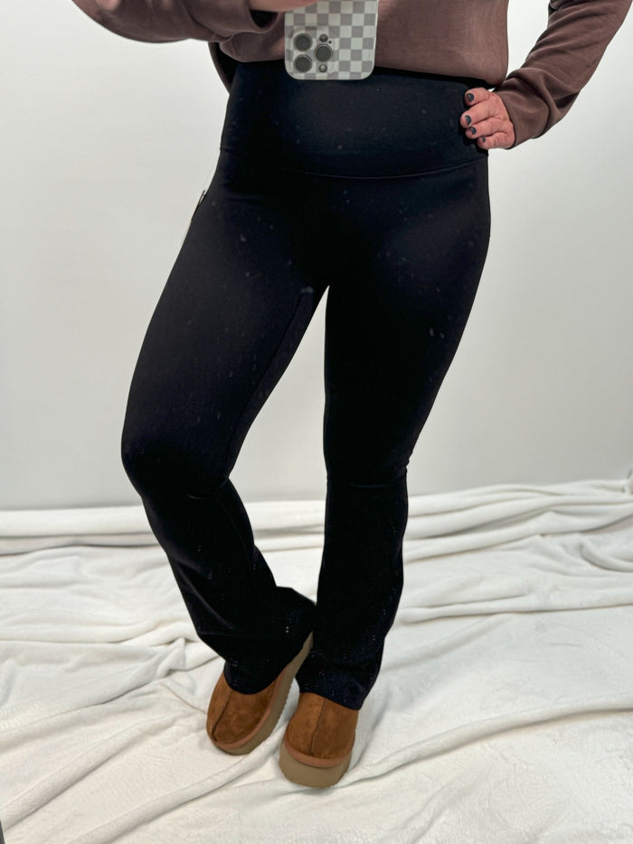 Fallon Flare Suck & Tuck Leggings in Black